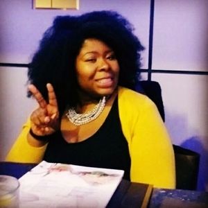 Meet your Posher, Tee